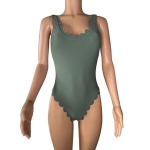 CUPSHE (Rescue) Swimming Suit